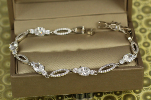 Браслет Xuping Jewelry Естрада з білими каменями 17 см 5 мм сріблястий