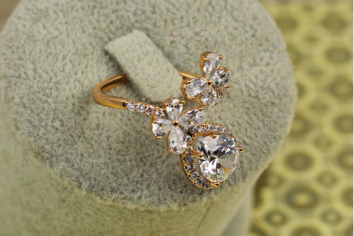 Кільце Xuping Jewelry Марсель з білим каменем розсувне р 16 золотисте