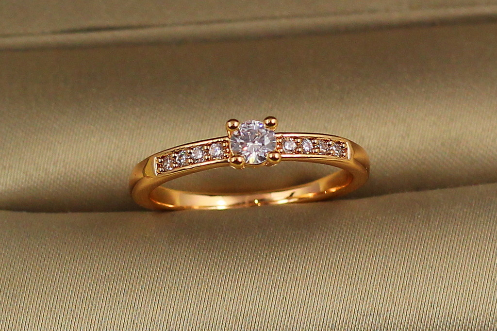 Кільце Xuping Jewelry трепет 18 р золотисте