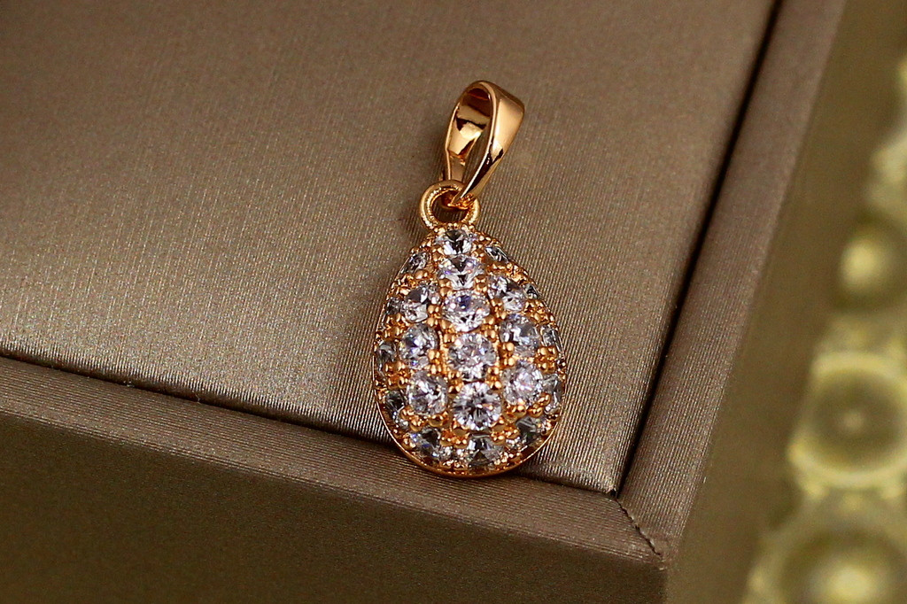 Кулон Xuping Jewelry крапля з фіанітів 1.8 см золотистий