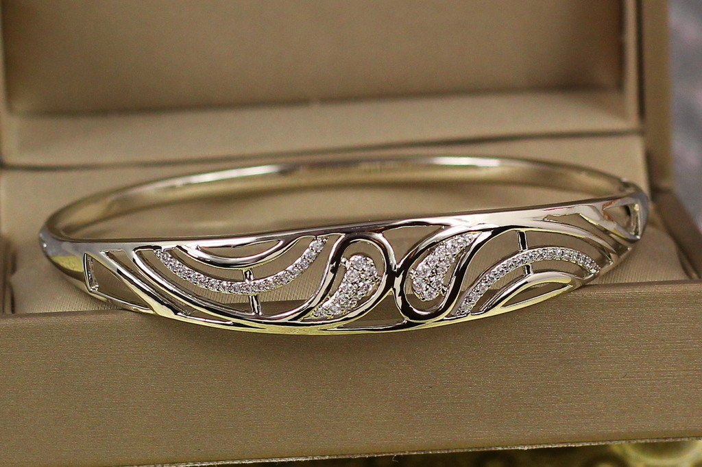 Браслет бенгл Xuping Jewelry туманний ранок  57 мм 11 мм на руку від 16 см до 18 см сріблястий