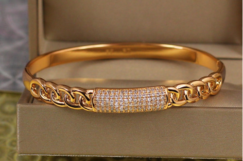 Браслет бенгл Xuping Jewelry Регент 60 мм 8 мм на руку від 17 см до 19 см золотистий