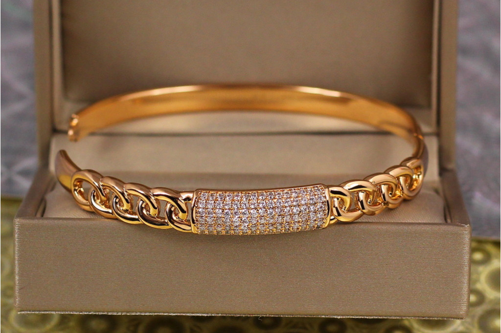 Браслет бенгл Xuping Jewelry Регент 60 мм 8 мм на руку від 17 см до 19 см золотистий