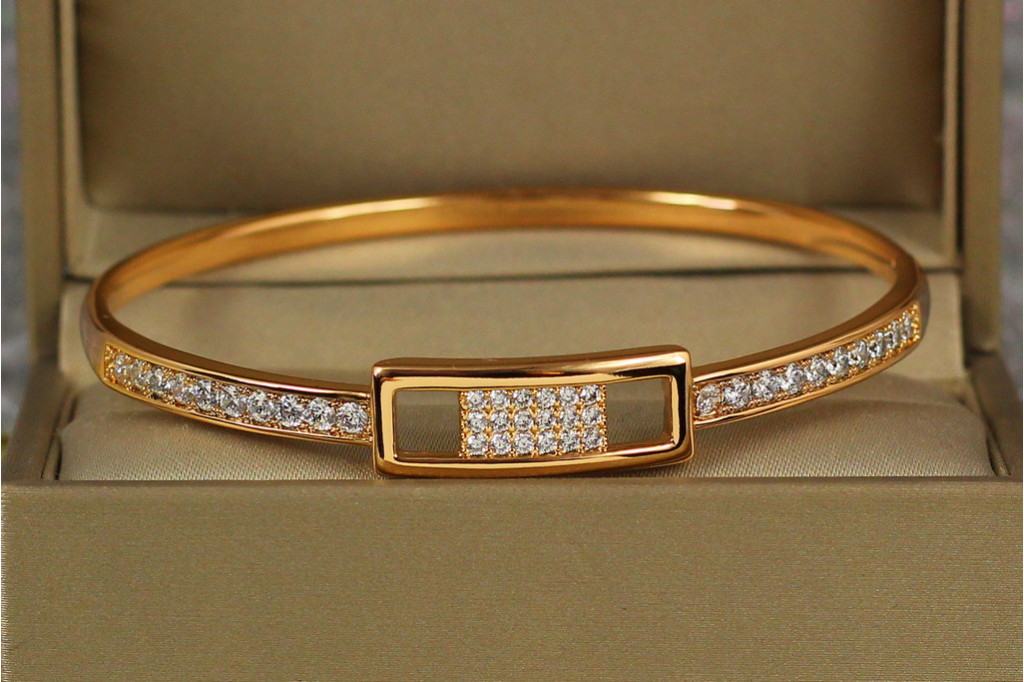 Браслет бенгл Xuping Jewelry Рафінад 60 мм 9 мм на руку від 17 см до 19 см золотистий