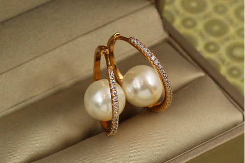 Сережки Xuping Jewelry кільце з перлиною 2.3 см золотисті