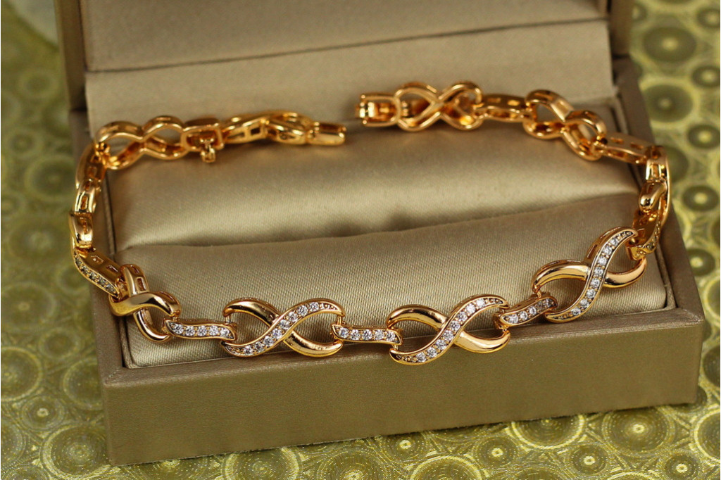 Браслет Xuping Jewelry Вісімки 17,5 см 6 мм золотистий