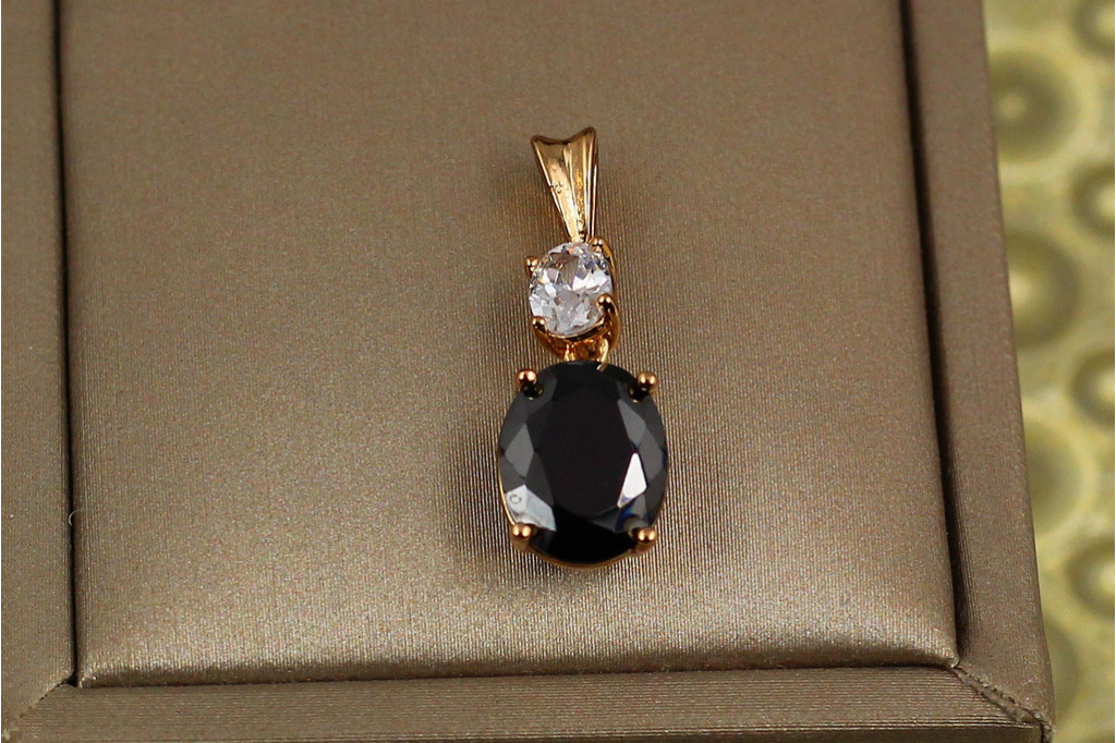 Кулон Xuping Jewelry овальный черный фианит 1,6 см золотистый