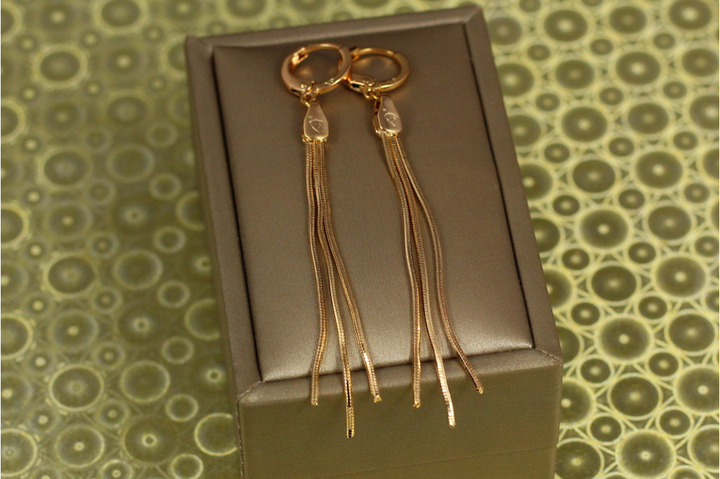 Серьги метелки Xuping Jewelry основание на колечке 7.5 см золотистые
