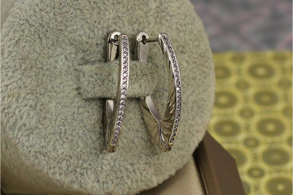 Серьги Xuping Jewelry  дорожки сбоку ребристые 2,6 см серебристые