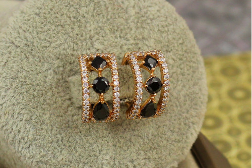 Сережки Xuping Jewelry парадигма з чорними каменями 1,4 см золотисті