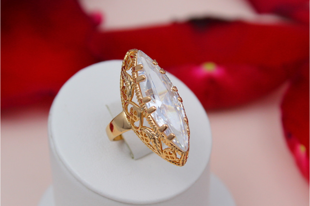Кільце Xuping Jewelry Маркіз з білим каменем р 19 золотисте