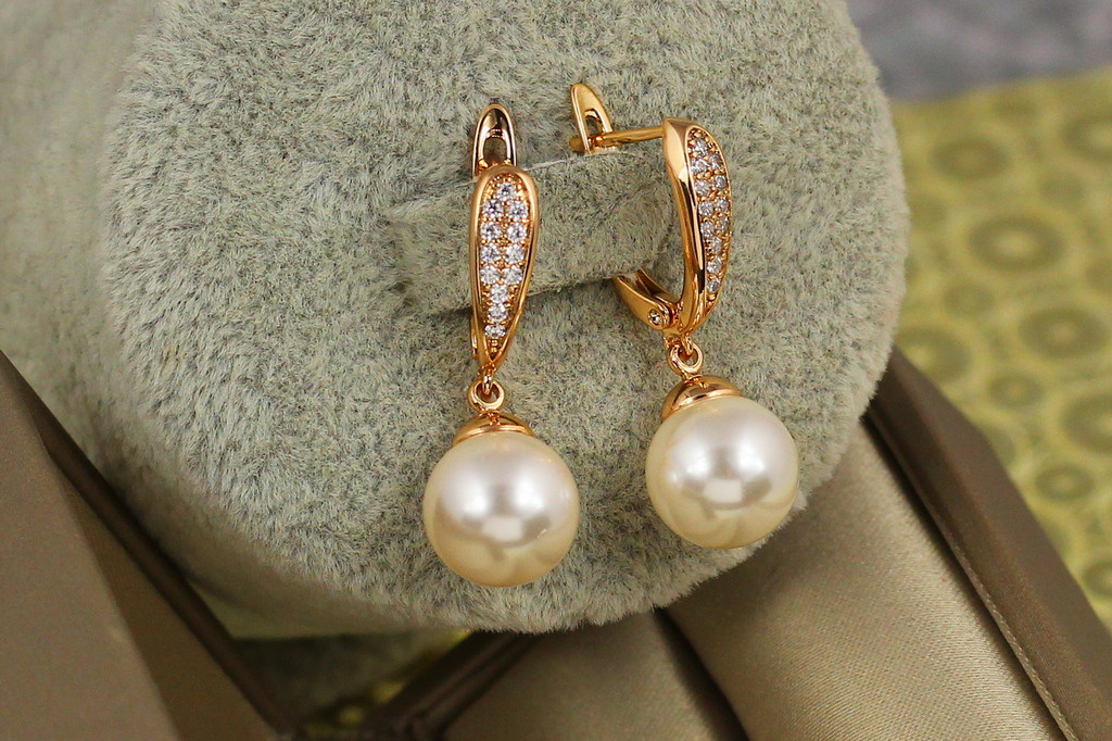 Сережки підвіски Xuping Jewelry з перлами Андромеда 3 см золотисті