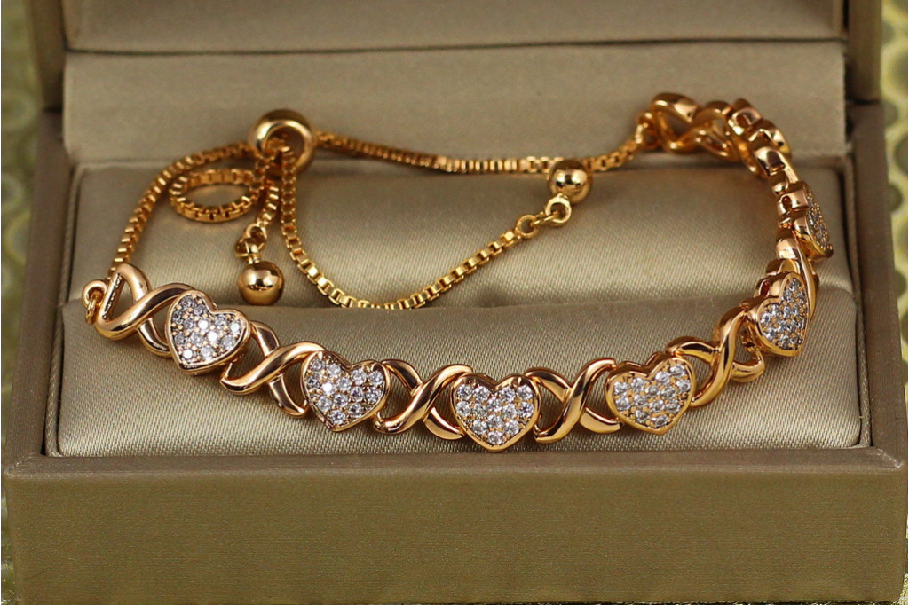 Браслет Xuping Jewelry регульований на бігунку Семь сердец золотистий