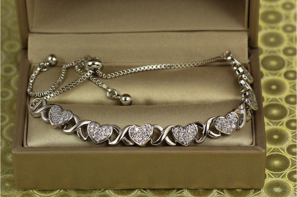 Браслет Xuping Jewelry регульований на бігунку Семь сердец сріблястий