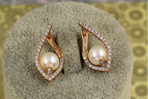 Сережки Xuping Jewelry дужки з перлиною 2,3 см золотисті