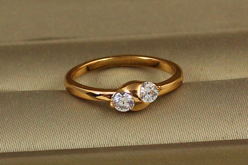 Кольцо Xuping Jewelry два камешка  р 15 золотистое