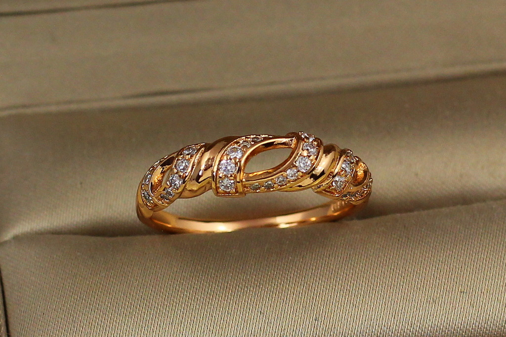 Кільце Xuping Jewelry Праліне р 21 золотисте