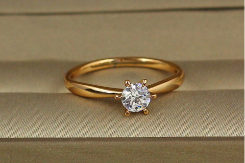 Кольцо  Xuping Jewelry Камень в шестигранной оправе 5 мм р 17 золотистое