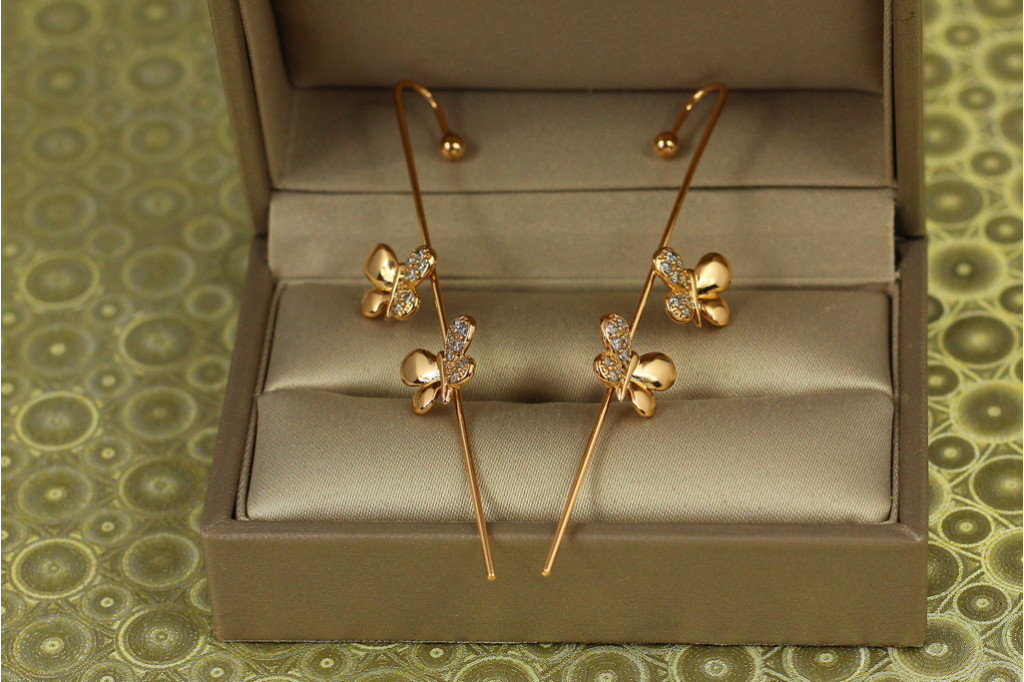 Серьги каффы Xuping Jewelry бабочки на стебельке 5,7 см золотистые