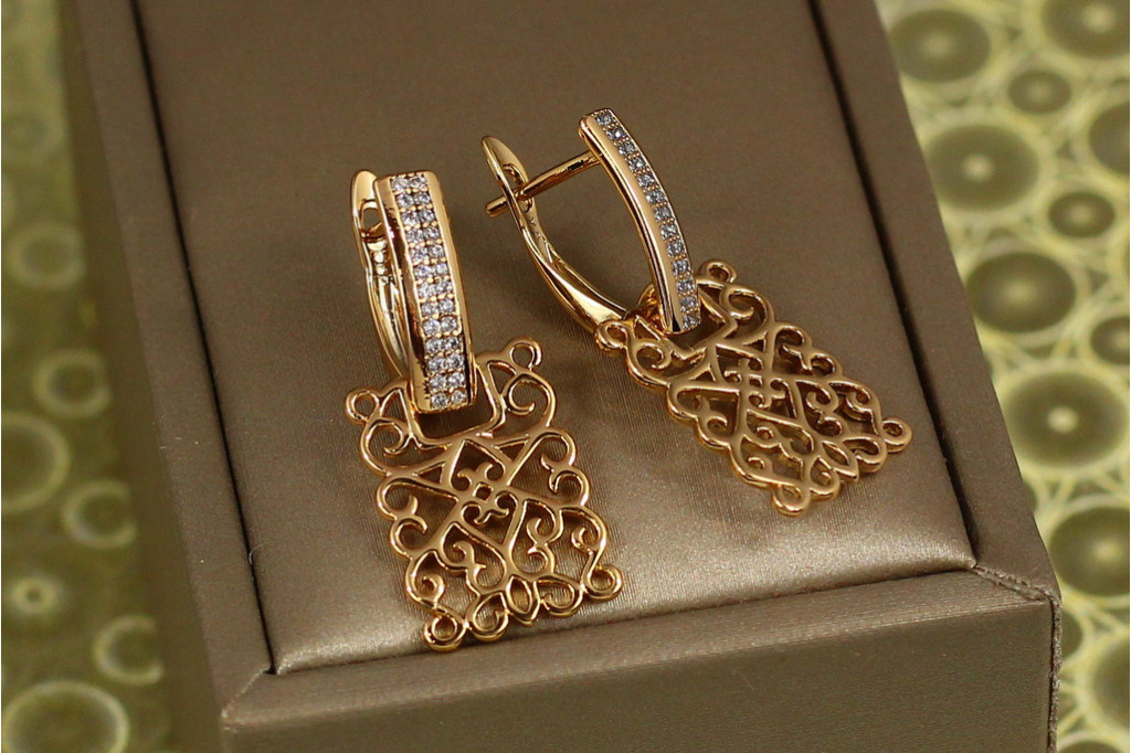 Сережки Xuping Jewelry дві доріжки з ажурними прямокутниками 2,8 см золотисті