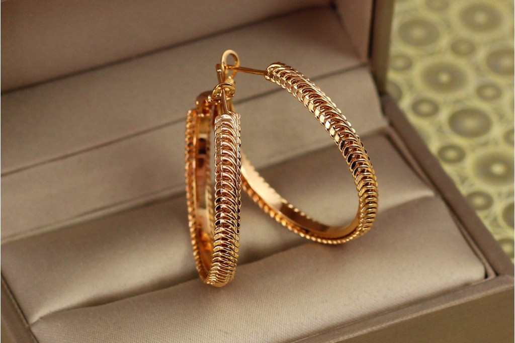 Сережки кільця Хuping Jewelry Бриз 3 см золотисті