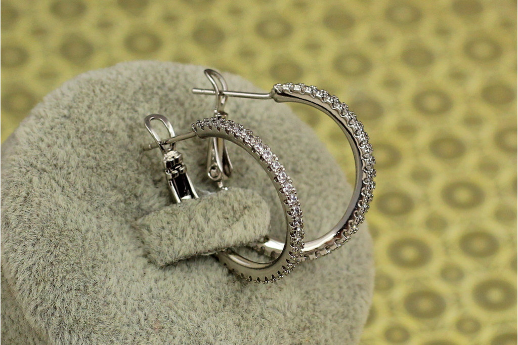 Сережки колечки Xuping Jewelry  конго з каменями 2 см сріблясті