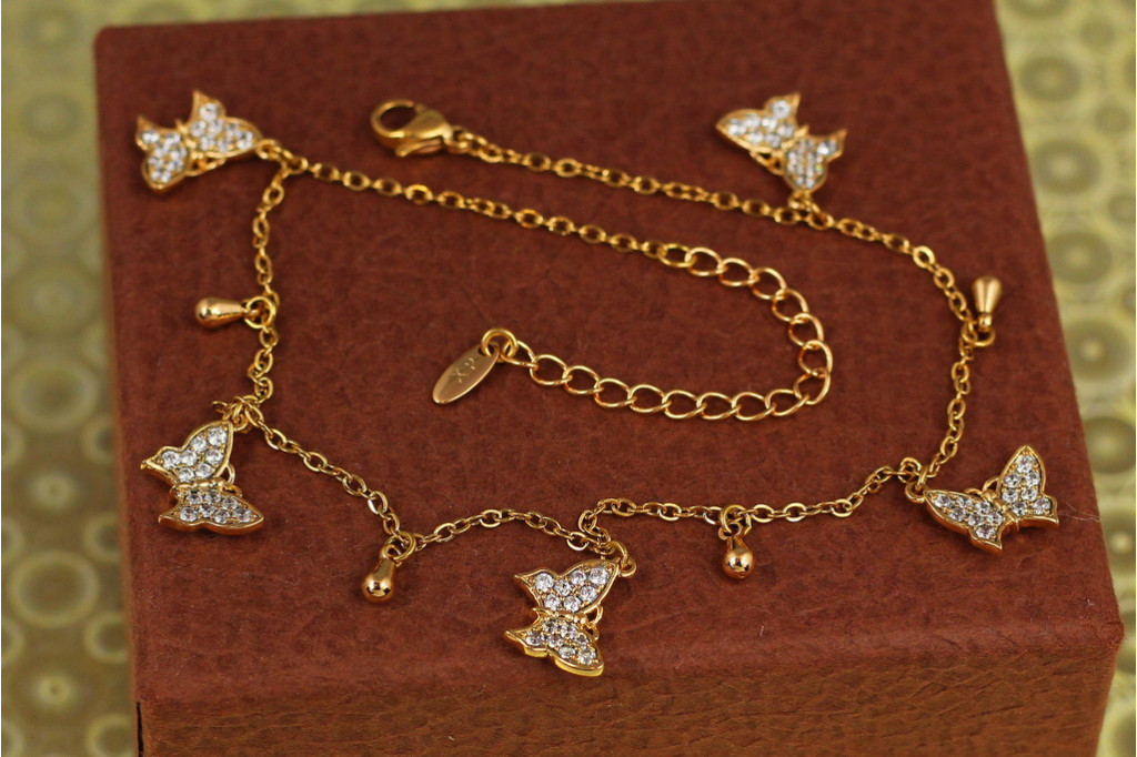 Браслет Xuping Jewelry  на ногу пять бабочек 23 см 1 мм добавка цепи 5 см золотистый