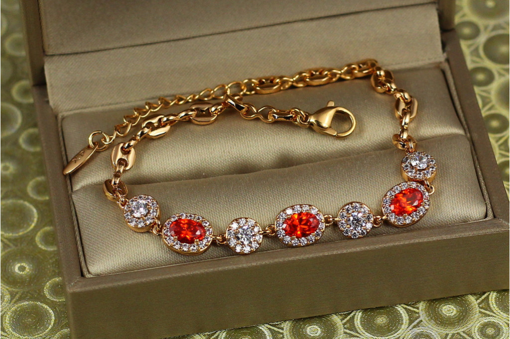 Браслет Xuping Jewelry малинки с красными камнями с кругами 17,5 см 7 мм золотистый