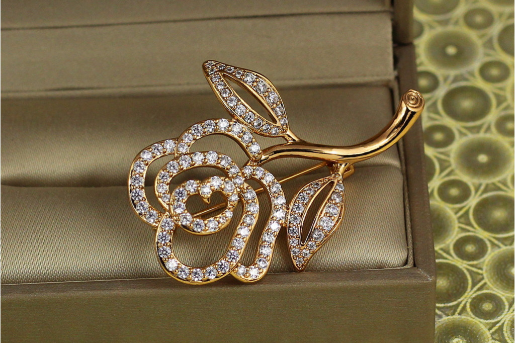 Брошь Xuping Jewelry Роза 4,7 см золотистая