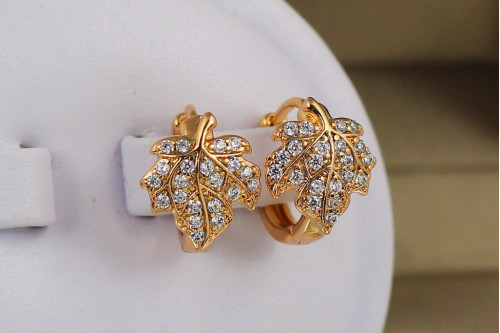Серьги Xuping Jewelry кленовый листочек 1.3 см золотистые