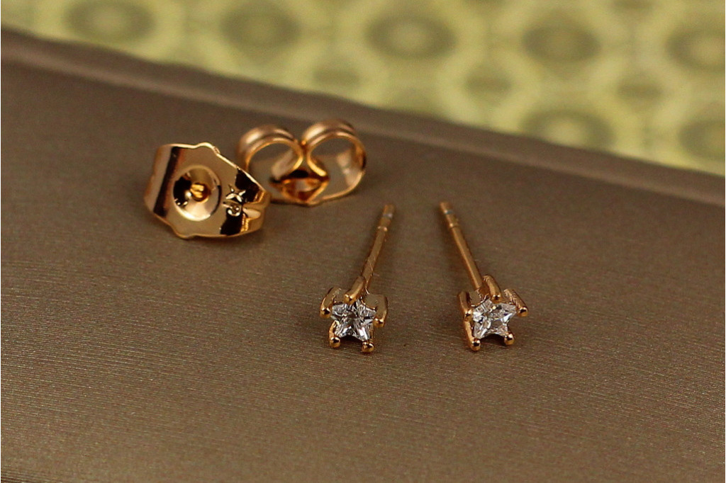 Серьги гвоздики Xuping Jewelry звездочки 3 мм золотистые