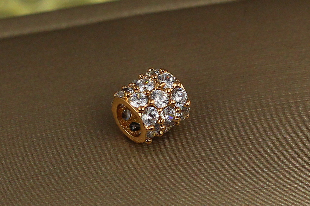 Кулон шарм Xuping Jewelry прямоугольный камни по кругу 7 мм золотистый