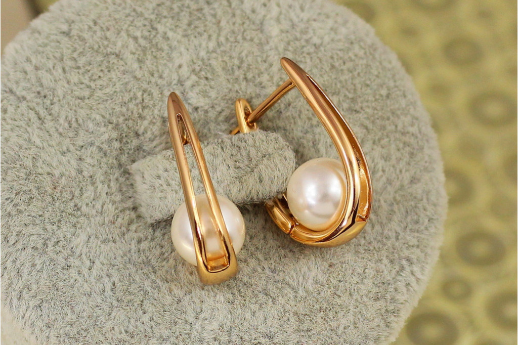 Серьги Xuping Jewelry бивень с жемчугом 2,1 см золотистые