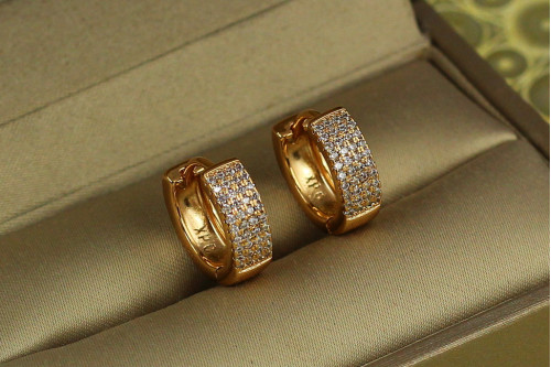 Сережки Xuping Jewelry широкі кільця з камінням 1.4 золотисті
