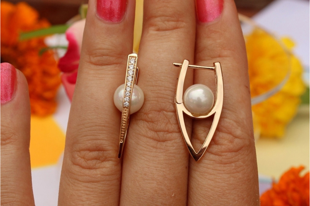 Серьги Xuping Jewelry стрелки с жемчугом 2,7 см золотистые