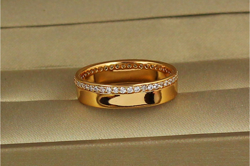 Обручка Xuping Jewelry американка з каменями по колу 5 мм р16 золотиста