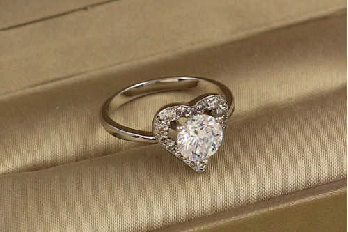 Кільце Xuping Jewelry Сердечко 12 мм р 17 сріблясте