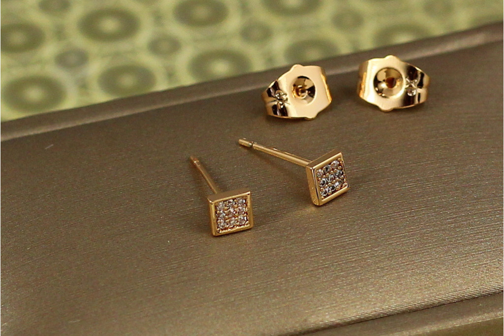 Сережки гвоздики Xuping Jewelry квадратики 4 мм золотисті