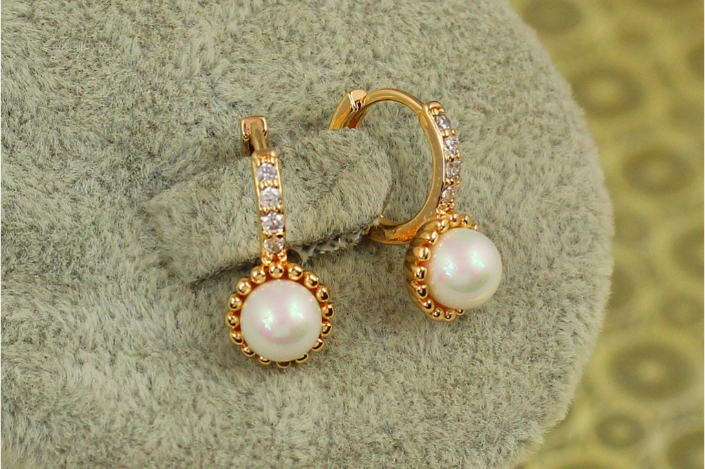 Серьги детские Xuping Jewelry физалис с жемчужиной 1,6 см золотистые