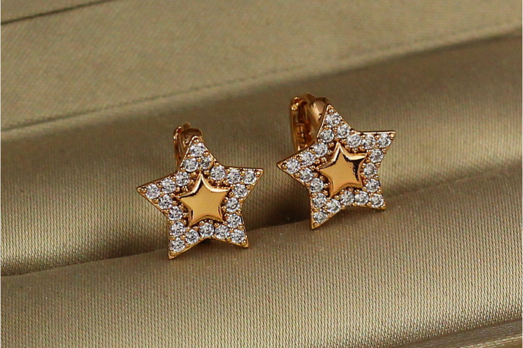 Сережки дитячі Xuping Jewelry мерехтлива зірка 1,1 см золотисті