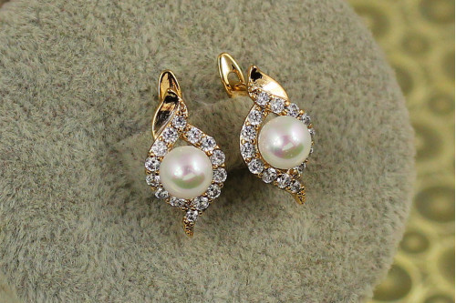 Сережки Xuping Jewelry набуття з перлинами 1,7 см золотисті