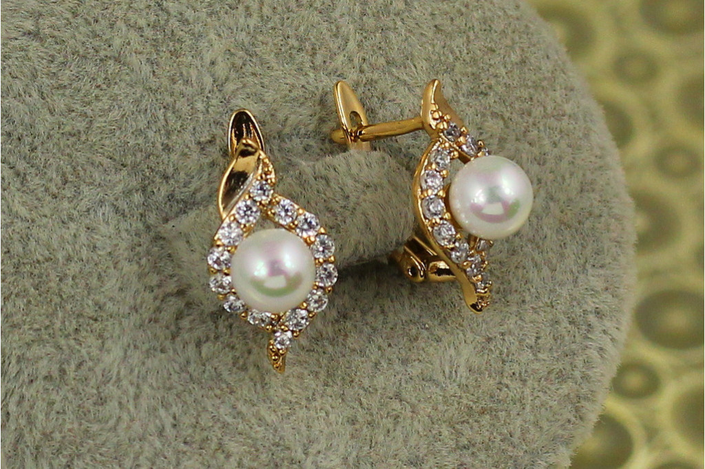 Сережки Xuping Jewelry набуття з перлинами 1,7 см золотисті