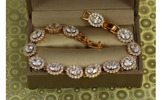 Браслет Xuping Jewelry Крупні малинки з білими каменями 21 см 9 мм золотистий