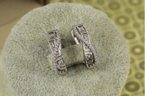 Сережки Xuping Jewelry грецькі вісімочки 1.9 см сріблясті