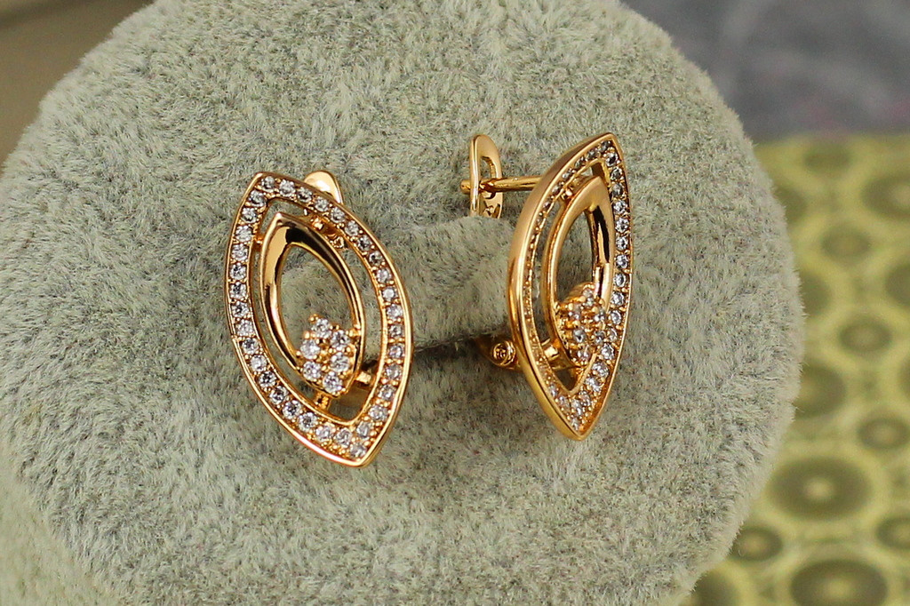 Серьги Xuping Jewelry Амаретто 2 см золотистые