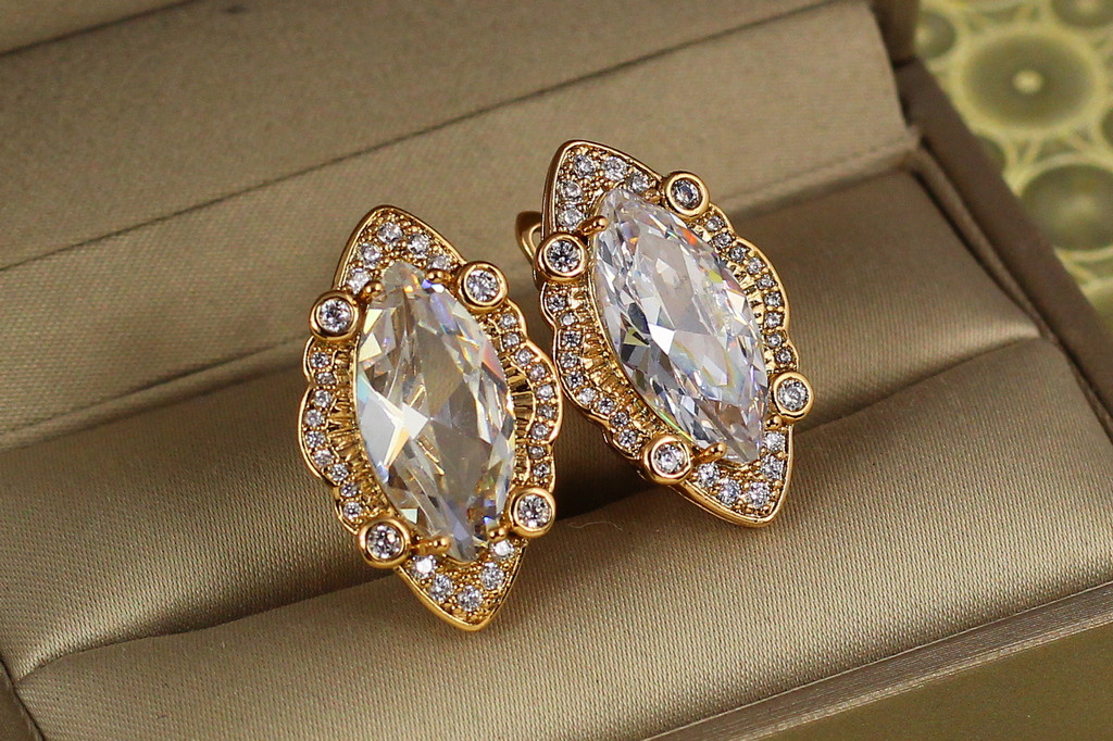 Сережки Xuping Jewelry Великий Маркіз 2,6 см золотисті