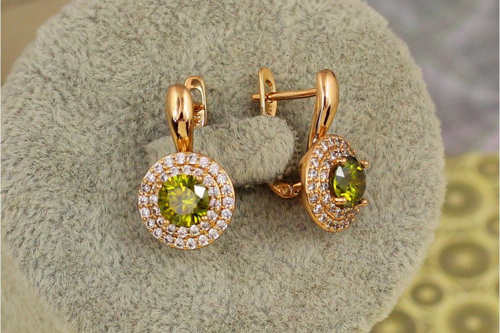 Сережки Xuping Jewelry Мрія із смарагдовим каменем 1,9 см золотисті