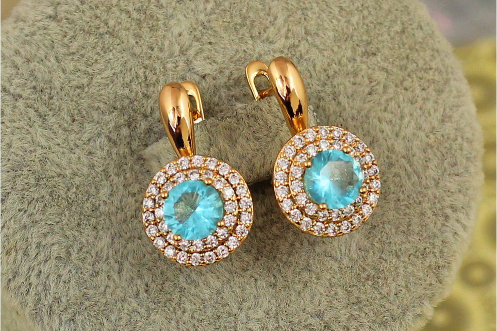 Сережки Xuping Jewelry Мрія із блакитним каменем 1,9 см золотисті