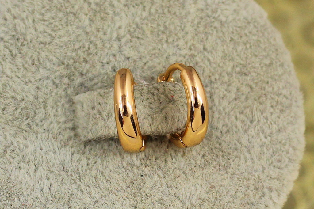 Серьги кольца Xuping Jewelry расширенные снизу 1,3 см золотистые