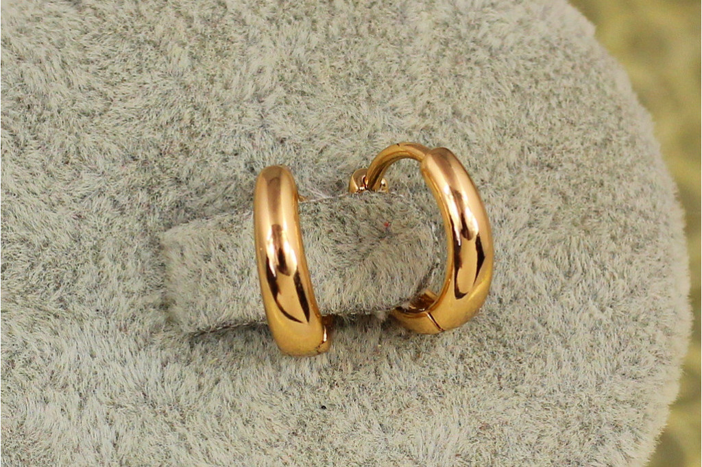 Серьги кольца Xuping Jewelry расширенные снизу 1,3 см золотистые